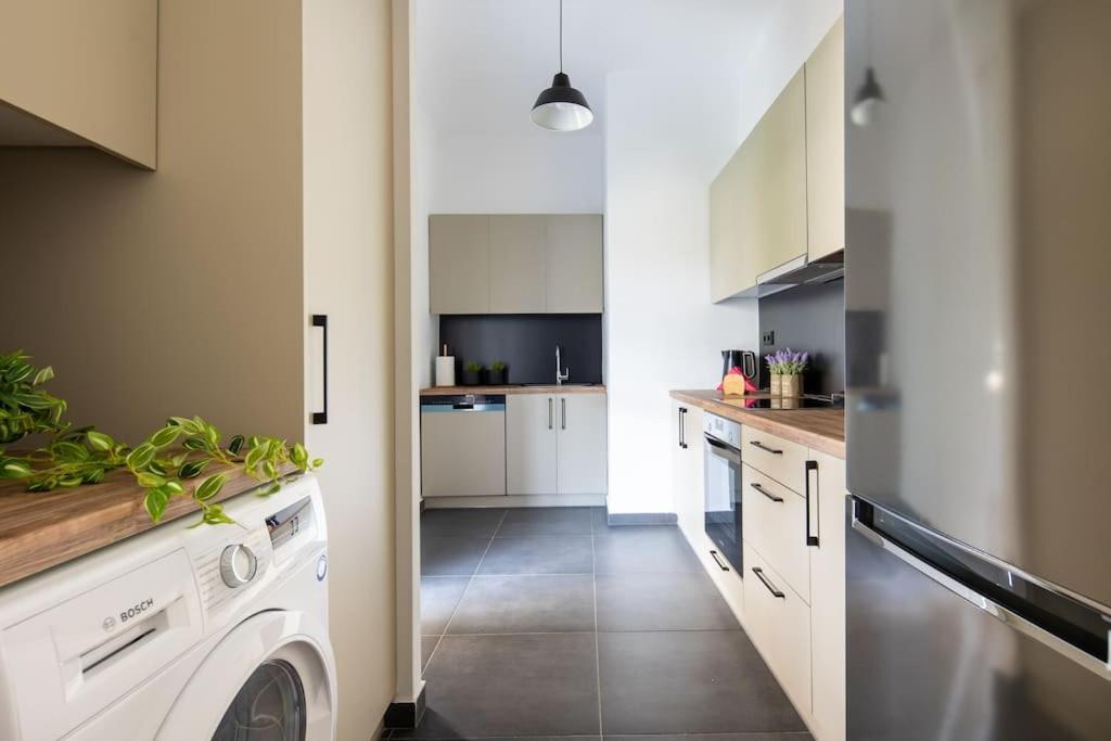 Euphoria Apartment