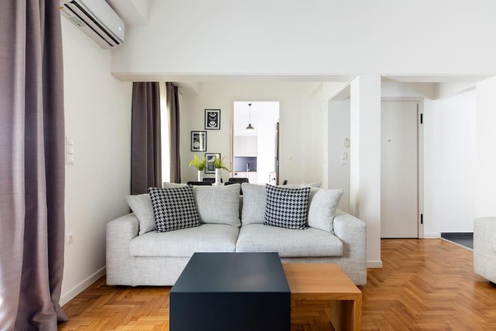 Apartment Euphoria