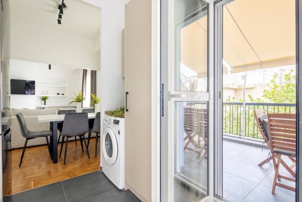 Euphoria Apartment *