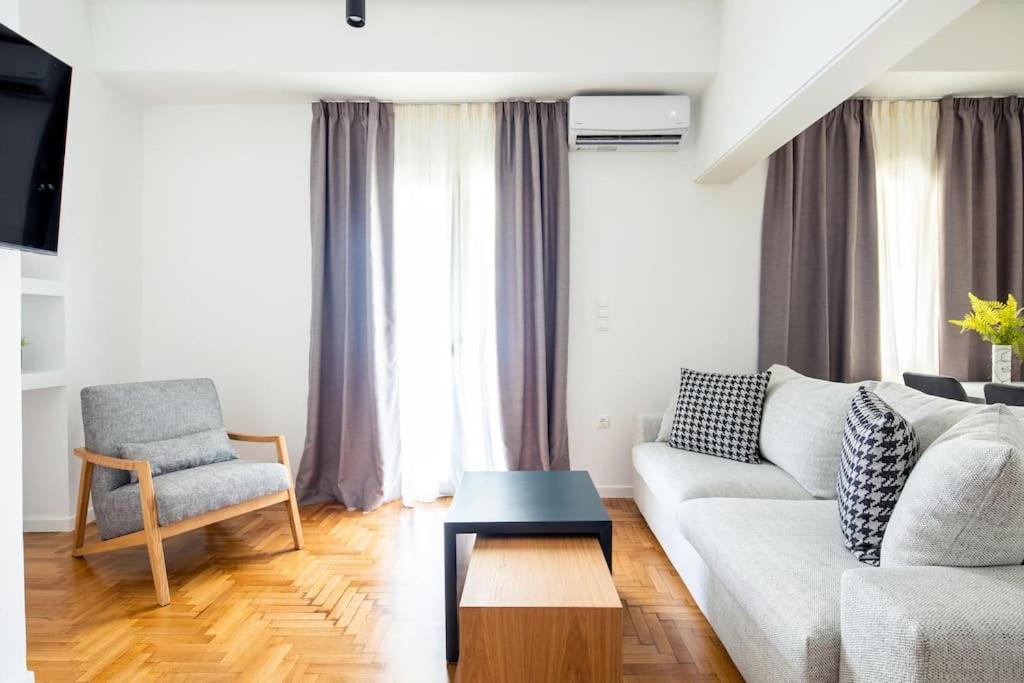 Euphoria Apartment *